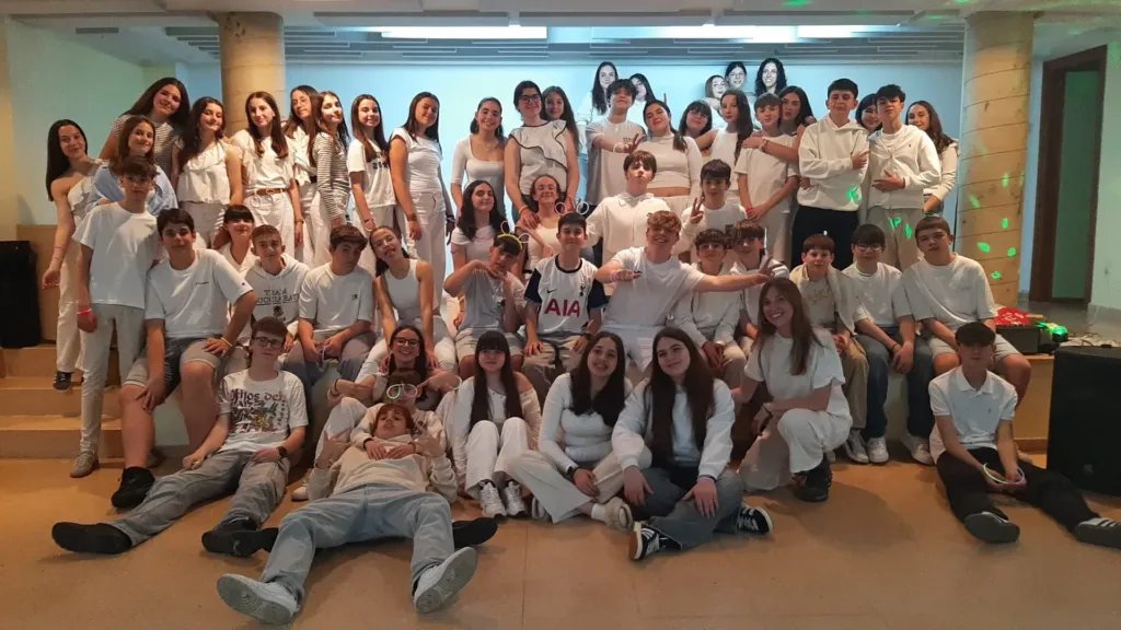 campamento de inmersión lingüística para colegios
